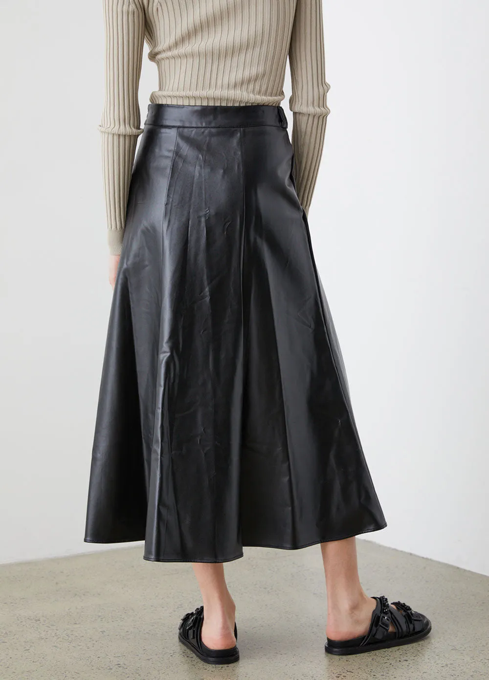 0023 VEGEA Leather A-line Skirt