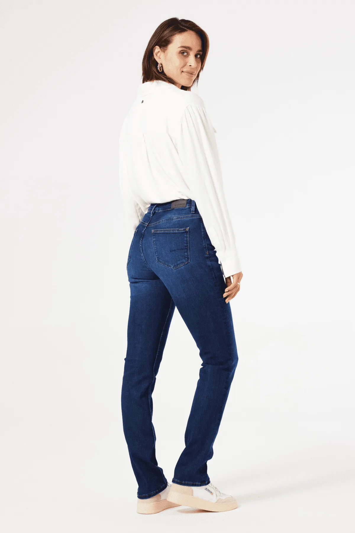 CELIA STRAIGHT FIT DARK DENIM