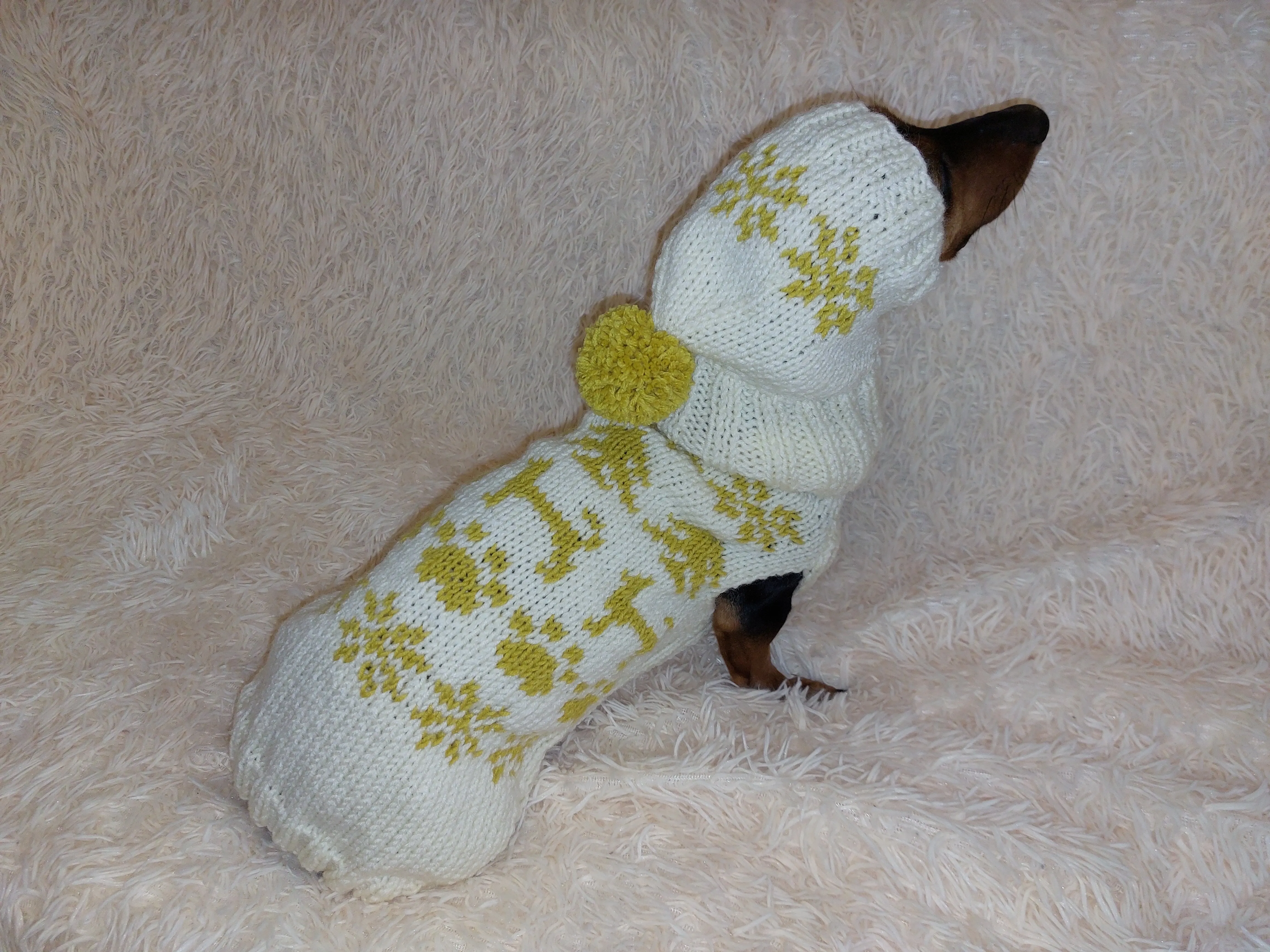 Christmas Pet Sweater and hat costume with dog paws, Snowflakes and Trees,Dachshund Dog Christmas Outfit Clothes