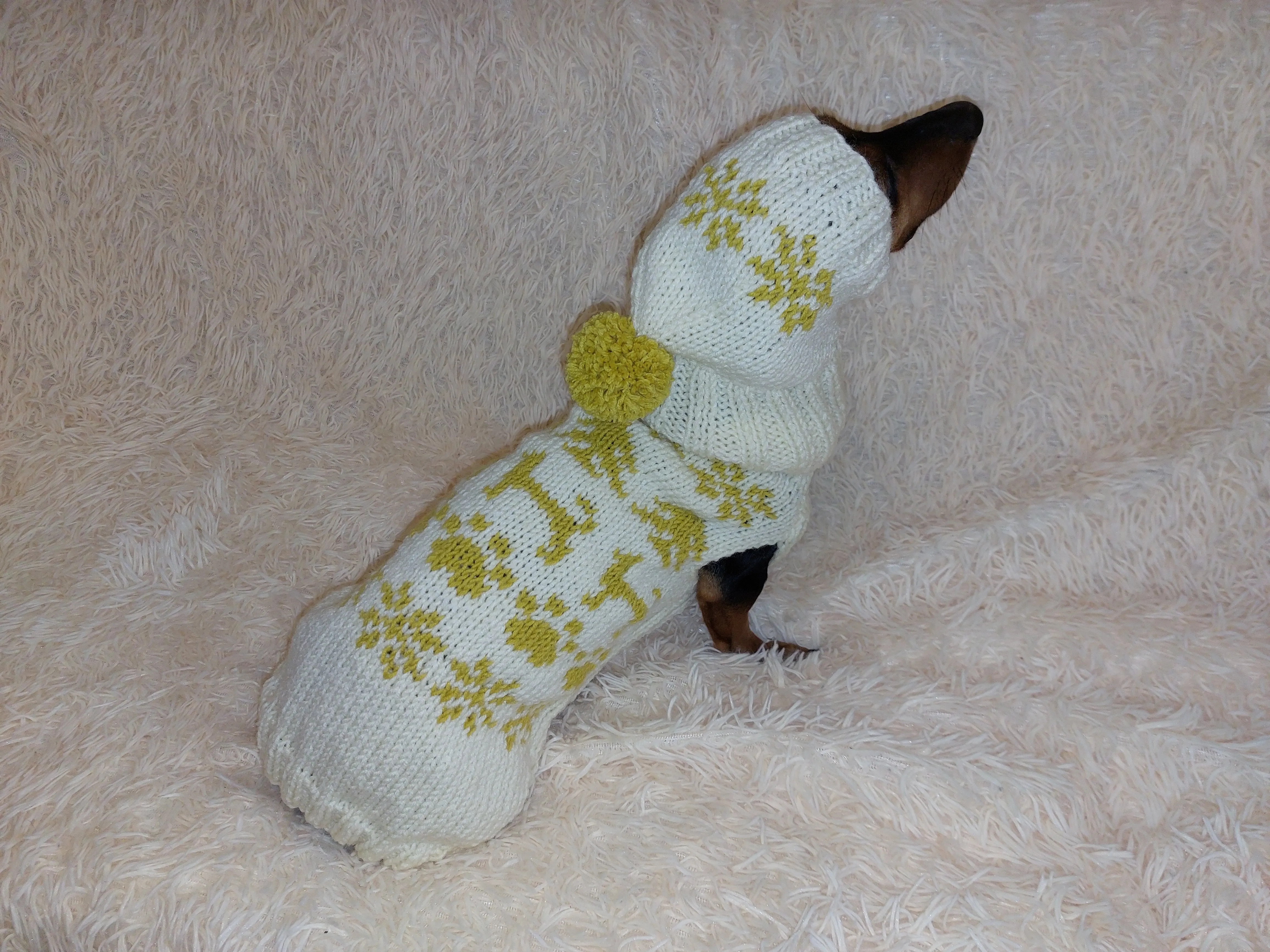 Christmas Pet Sweater and hat costume with dog paws, Snowflakes and Trees,Dachshund Dog Christmas Outfit Clothes