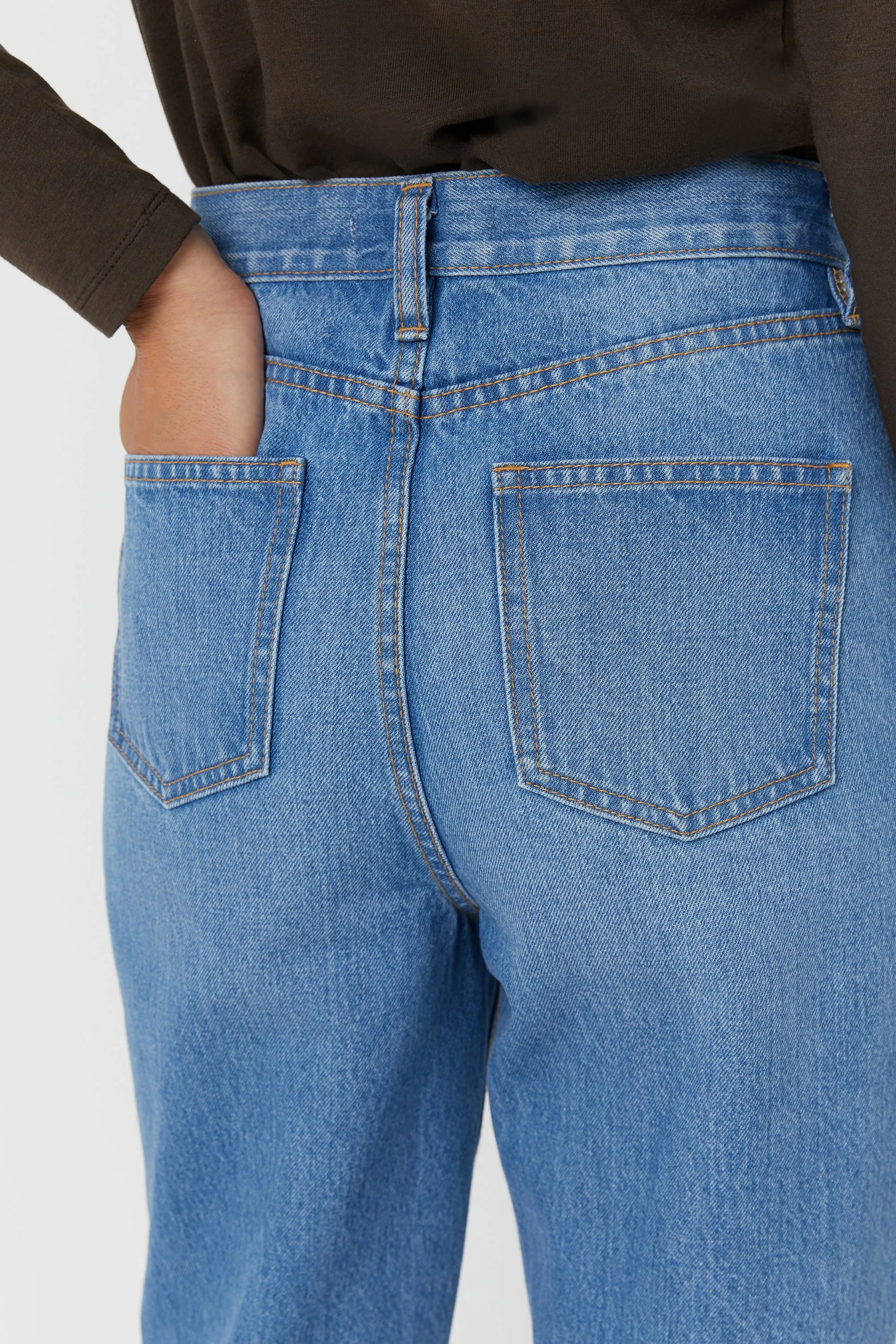 HIGH WAISTED TAPERED JEANS